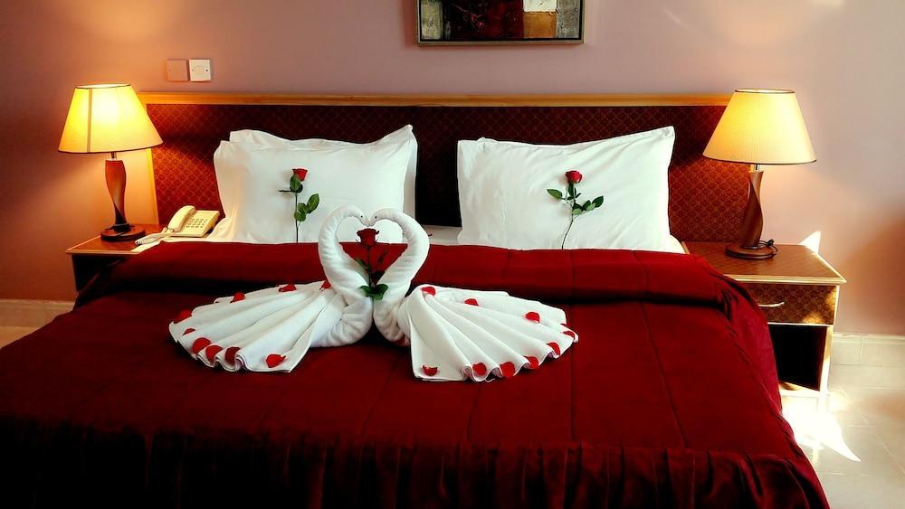 מוסקט Mutrah Hotel מראה חיצוני תמונה